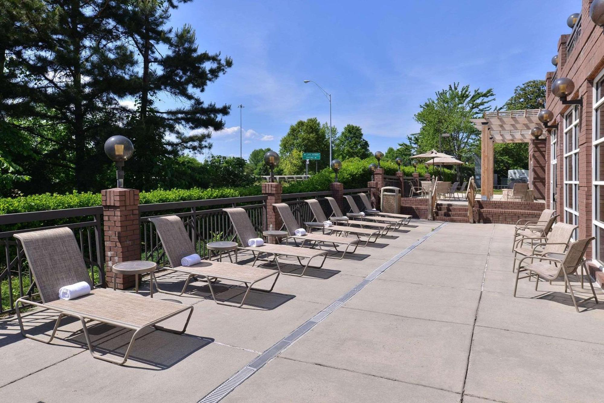 Country Inn & Suites By Radisson, Lake Norman Huntersville, Nc Exterior photo